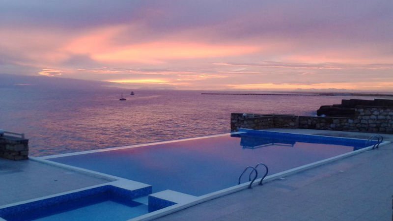 Infinity pool - Maio