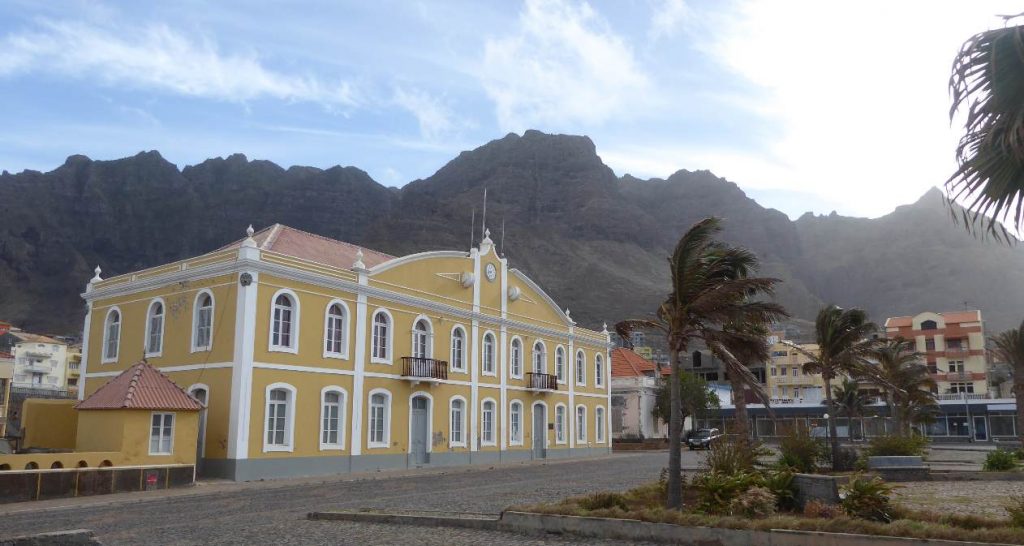Central square Ponta do Sol